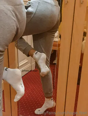 Hope Feet OnlyFans Leaked Free Thumbnail Picture - #ZZ0rVa9rYV