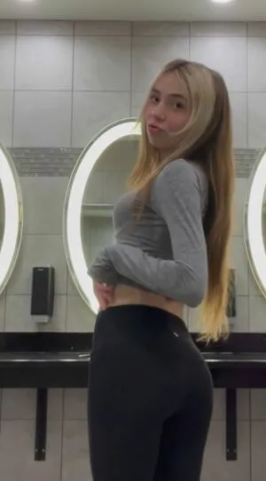 Hope Wilkie OnlyFans Leaked Free Thumbnail Picture - #BBFygygUk2