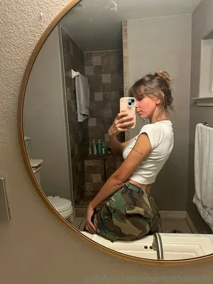 hopelesssofrantic OnlyFans Leaked Free Thumbnail Picture - #tntDpu3JDq