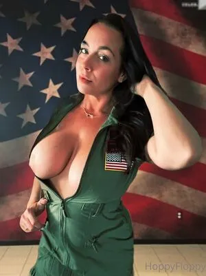 Hoppy Hoppyfloppy OnlyFans Leaked Free Thumbnail Picture - #lavPiaY7K4