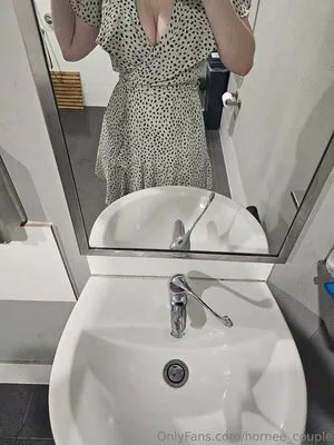 Hornee Couple OnlyFans Leaked Free Thumbnail Picture - #Z7z752WJmH