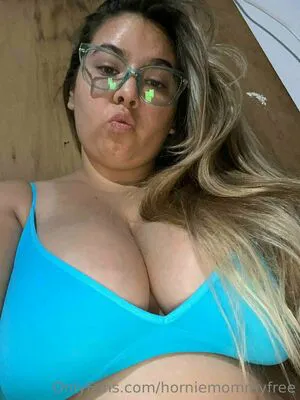 Horniemommyfree OnlyFans Leaked Free Thumbnail Picture - #L4ZEHtoJn1