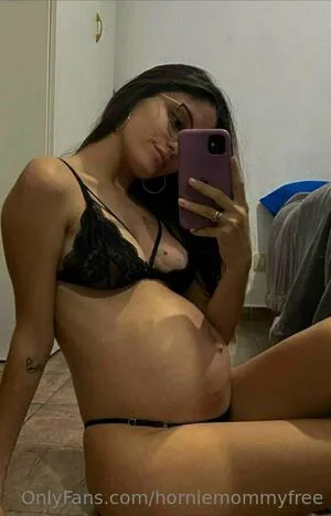 Horniemommyfree OnlyFans Leaked Free Thumbnail Picture - #Vv5EIwnCGY