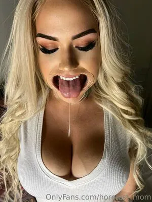 Horniest Mom OnlyFans Leaked Free Thumbnail Picture - #cCjGyks5WH