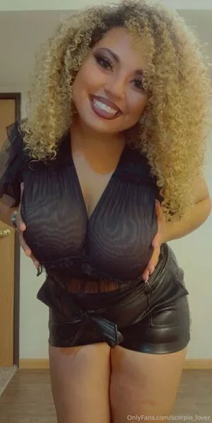 Hot Lips OnlyFans Leaked Free Thumbnail Picture - #88n4IN68RK