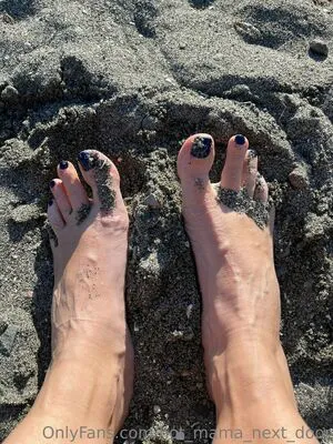 Hot Mama Next Door OnlyFans Leaked Free Thumbnail Picture - #5VPfizzvCB