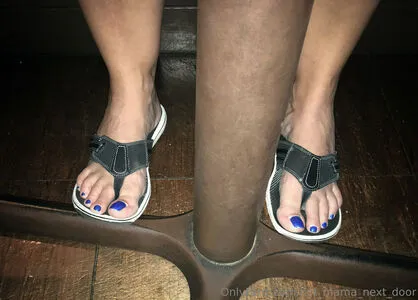 Hot Mama Next Door OnlyFans Leaked Free Thumbnail Picture - #NEAV3qliD0