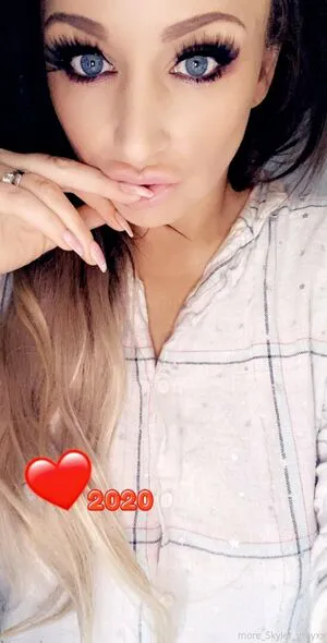 Hot Mum Skyler OnlyFans Leaked Free Thumbnail Picture - #pbjzZ1skLg
