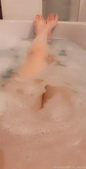 Hot Wet Lilly OnlyFans Leaked Free Thumbnail Picture - #LsZQ8sl3IM