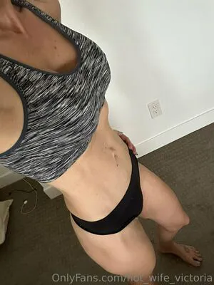 Hot Wife Victoria OnlyFans Leaked Free Thumbnail Picture - #1HgTJlamgt