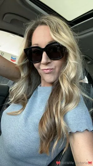 Hot Wife Victoria OnlyFans Leaked Free Thumbnail Picture - #3UIP1ZuAex