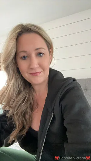 Hot Wife Victoria OnlyFans Leaked Free Thumbnail Picture - #GTEqlrhCo3