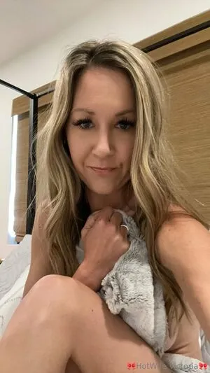 Hot Wife Victoria OnlyFans Leaked Free Thumbnail Picture - #g0FMij3MMP
