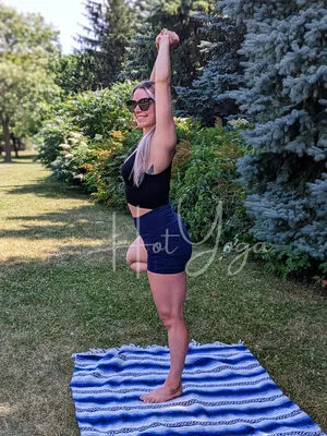 Hot Yoga OnlyFans Leaked Free Thumbnail Picture - #H46c6OX4FX