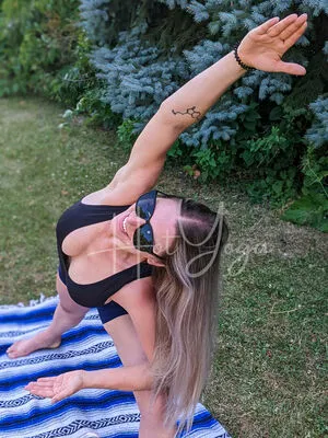 Hot Yoga OnlyFans Leaked Free Thumbnail Picture - #RKqvL4p156