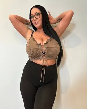 Hot4holly OnlyFans Leaked Free Thumbnail Picture - #NRczZ8F1rH
