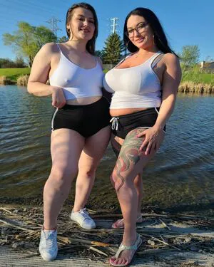 Hot4holly OnlyFans Leaked Free Thumbnail Picture - #d5klwfesAR