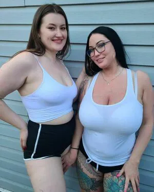 Hot4holly OnlyFans Leaked Free Thumbnail Picture - #dnUjNny3lG