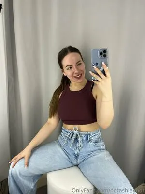 Hotashleyhot OnlyFans Leaked Free Thumbnail Picture - #hOCrDPIF47
