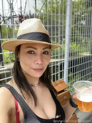 Hotasiangranny OnlyFans Leaked Free Thumbnail Picture - #UNZQgzNdml