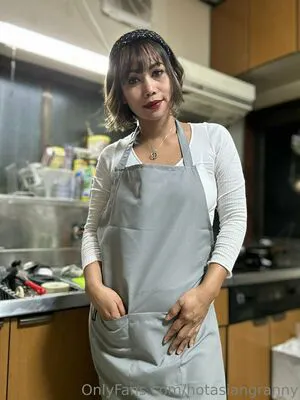Hotasiangranny OnlyFans Leaked Free Thumbnail Picture - #tyQ887Lp1p