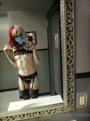 Hotelbananamilk OnlyFans Leaked Free Thumbnail Picture - #9xON7Fx1S2