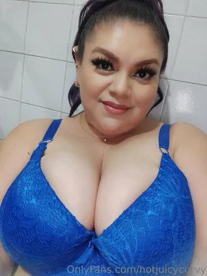 Hotjuicycurvy OnlyFans Leaked Free Thumbnail Picture - #QjG3lxX89a