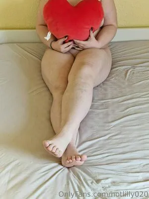 Hotlilly020 OnlyFans Leaked Free Thumbnail Picture - #5Ui3WScQ0u