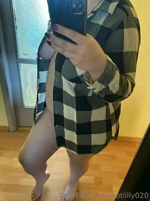 Hotlilly020 OnlyFans Leaked Free Thumbnail Picture - #7A8sJtGKnn