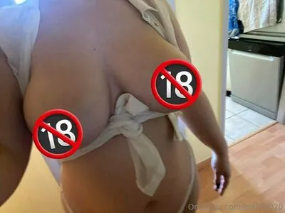 Hotlilly020 OnlyFans Leaked Free Thumbnail Picture - #KDhly6K5J0