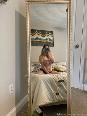 Hotmomevie OnlyFans Leaked Free Thumbnail Picture - #fAYhKo1zyl