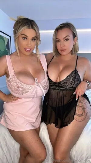 Hotmomlove OnlyFans Leaked Free Thumbnail Picture - #MnBQenfcTi