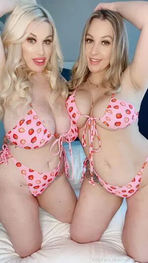 Hotmomlove OnlyFans Leaked Free Thumbnail Picture - #b076LR2zNP