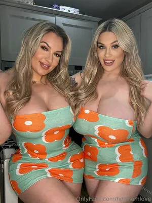 Hotmomlove OnlyFans Leaked Free Thumbnail Picture - #zc2FwLpQow