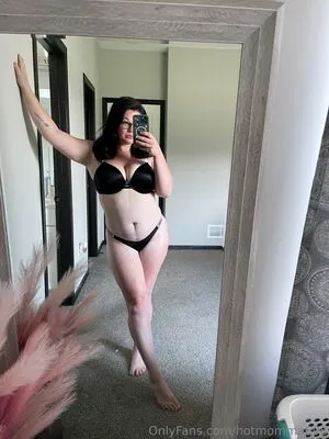 Hotmomma696 OnlyFans Leaked Free Thumbnail Picture - #S85YLX63Ye
