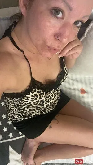 Hotmommy Your Hot Mom OnlyFans Leaked Free Thumbnail Picture - #azQHROLkEa