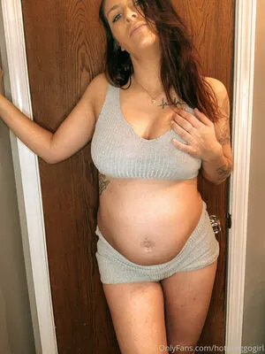 Hotpreggogirl OnlyFans Leaked Free Thumbnail Picture - #NSGS42n7KE