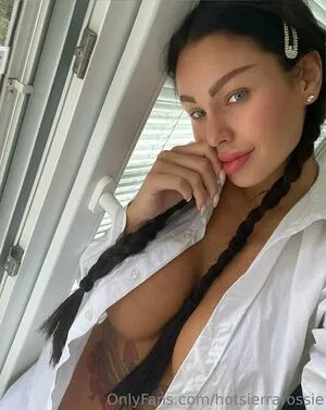 Hotsierrarossie OnlyFans Leaked Free Thumbnail Picture - #7Zjii5VjQz