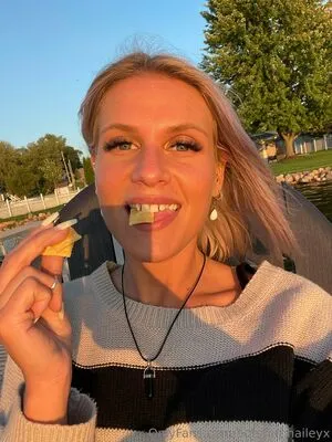 Hotstuff Haileyx OnlyFans Leaked Free Thumbnail Picture - #c75TgNNk2o