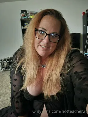 Hotteacher27 OnlyFans Leaked Free Thumbnail Picture - #QAGj32NChi