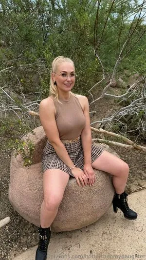 Hotterthenmydaughter OnlyFans Leaked Free Thumbnail Picture - #Q8gytiviWA