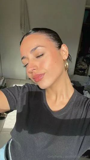Hottie Mari OnlyFans Leaked Free Thumbnail Picture - #E8FyXxX5wS