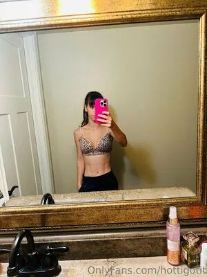Hottigotit OnlyFans Leaked Free Thumbnail Picture - #MoAQYYqRw4