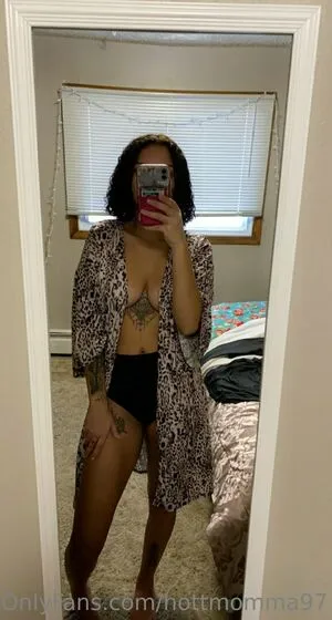 Hottmomma97 OnlyFans Leaked Free Thumbnail Picture - #HFVArK6xTe