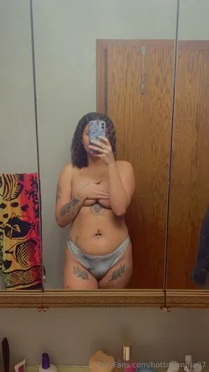 Hottmomma97 OnlyFans Leaked Free Thumbnail Picture - #VlsIdqmnXX