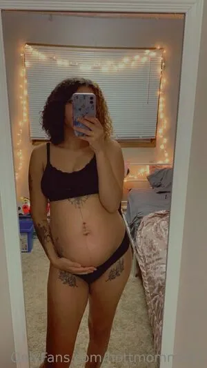 Hottmomma97 OnlyFans Leaked Free Thumbnail Picture - #ix8NEIjePq