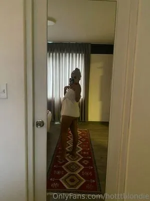 Hotttblondie OnlyFans Leaked Free Thumbnail Picture - #Dr2emJdkTY