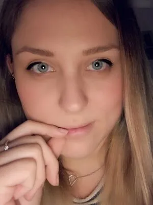 Hotwife Kle OnlyFans Leaked Free Thumbnail Picture - #L4mAiatab6