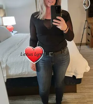 Hotwife Luvnlife OnlyFans Leaked Free Thumbnail Picture - #vX4MGIz18A