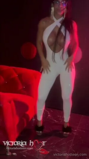 Hotwife Victoria OnlyFans Leaked Free Thumbnail Picture - #UJWecuChda